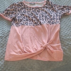 Women's Pink Leopard Print Short Sleeve Top